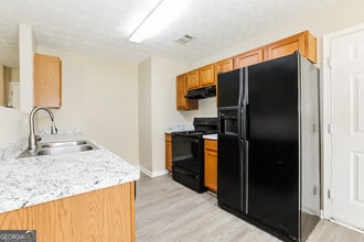 1101 Overlook Dr in Madison, GA - Building Photo - Building Photo