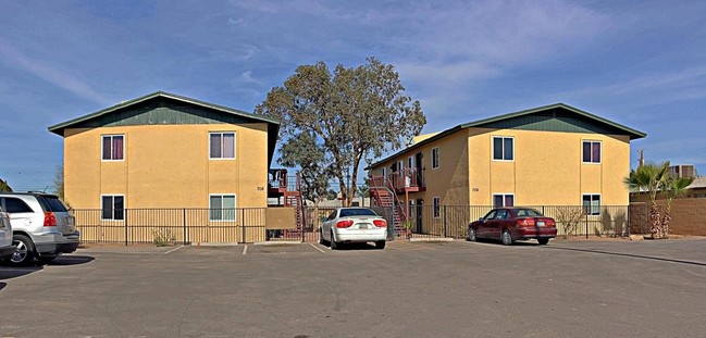 706 W 11th St in Casa Grande, AZ - Building Photo - Building Photo