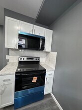 153 Vine St in Plymouth, PA - Building Photo - Building Photo