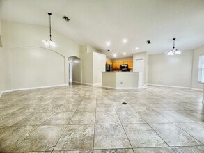 9886 Brodbeck Blvd in Orlando, FL - Building Photo - Building Photo