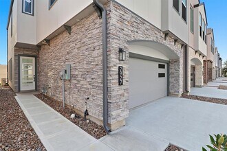 2927 El Fenice Ln in Houston, TX - Building Photo - Building Photo