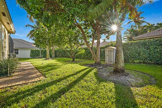 21707 Marigot Dr in Boca Raton, FL - Building Photo - Building Photo