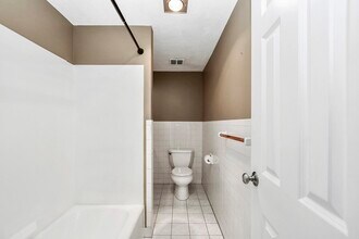 241 Main St, Unit #C1 in Reading, MA - Building Photo - Building Photo