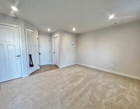 208 Fost Blvd in Moyock, NC - Building Photo - Building Photo