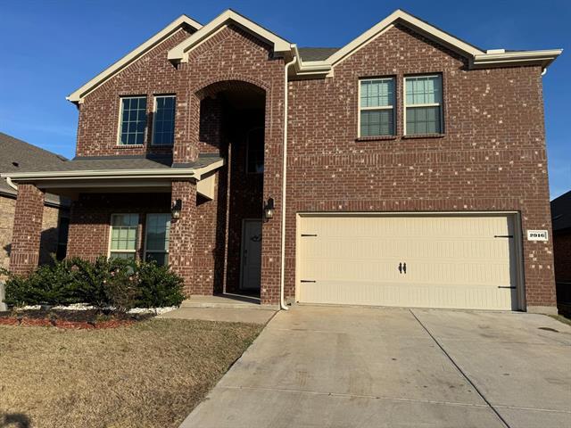 2916 Brady Starr Dr in Aubrey, TX - Building Photo