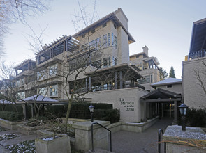 La Mirada in Vancouver, BC - Building Photo - Building Photo