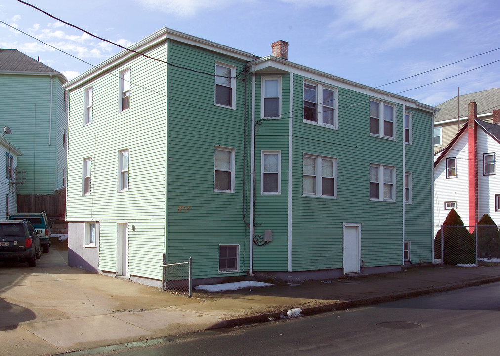 12-16 Bay St in Fall River, MA - Foto de edificio