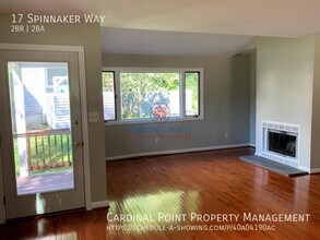 17 Spinnaker Way in Portsmouth, NH - Building Photo - Building Photo