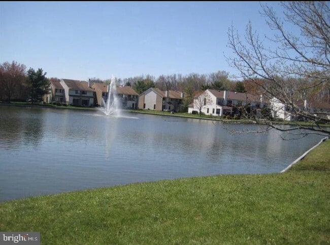 86B Red Cedar Ct in Mount Laurel, NJ - Building Photo - Building Photo
