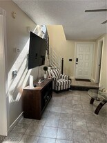 985 Flapjack Dr in Henderson, NV - Building Photo