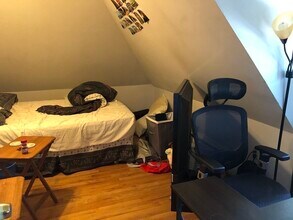 68 Boylston St, Unit 2 in Brookline, MA - Building Photo - Building Photo