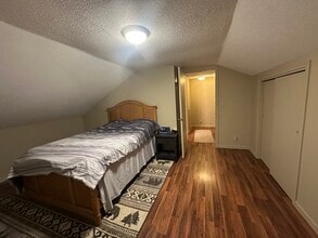 5816 NY-5, Unit Apt B in Vernon, NY - Foto de edificio - Building Photo