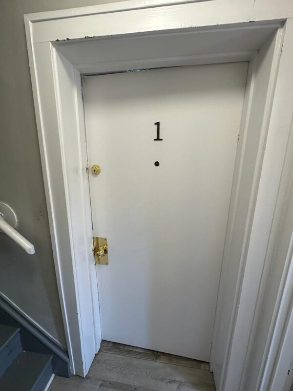 3188 W 111th St-Unit -1 in Cleveland, OH - Building Photo - Building Photo