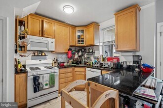 1373 Quincy St NW in Washington, DC - Building Photo - Building Photo