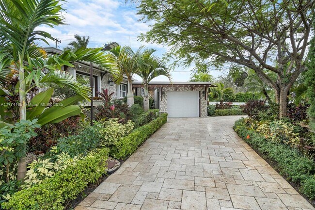 190 NE 128th Terrace in North Miami, FL - Building Photo - Building Photo