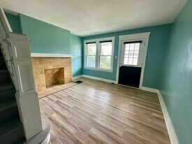 929 Clarissa St in Pittsburgh, PA - Building Photo