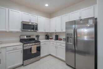 24655 N 170th Dr in Surprise, AZ - Building Photo - Building Photo