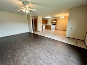 309 E Asher Ct in Rogers, AR - Building Photo - Building Photo