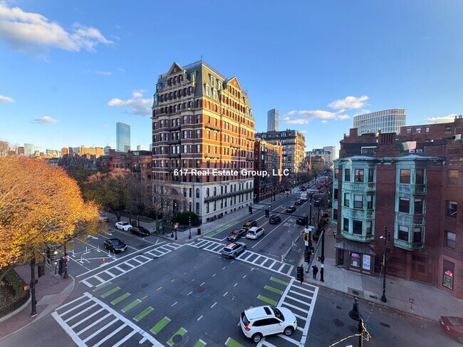 504 Beacon St in Boston, MA - Building Photo - Building Photo