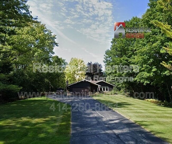property at 11539 N Parkview Dr