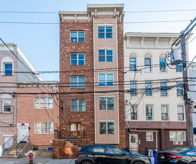 515 Monroe St in Hoboken, NJ - Building Photo - Building Photo