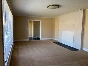 922 S Cox St in Asheboro, NC - Building Photo - Building Photo