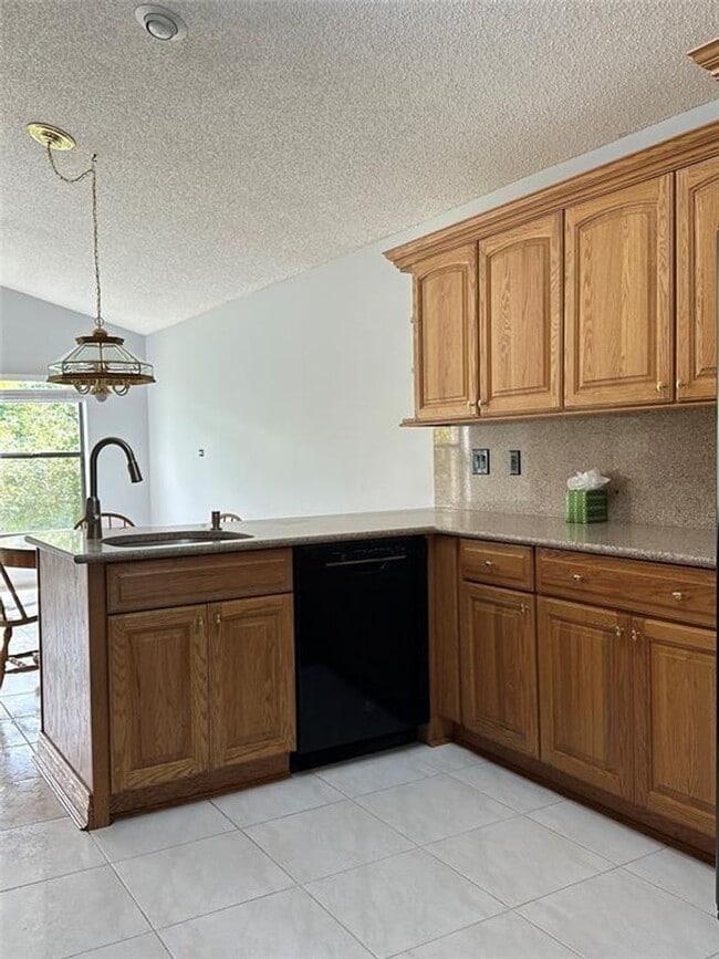 22656 Pickerel Cir in Boca Raton, FL - Building Photo - Building Photo