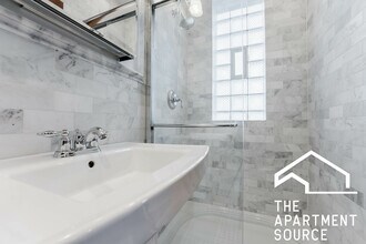 2920 W Cullom Ave, Unit 2W in Chicago, IL - Building Photo - Building Photo