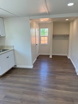 2749 Orchard Pl in South Gate, CA - Building Photo