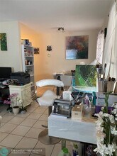 4440 Bougainvilla Dr-Unit -1 in Lauderdale-by-the-Sea, FL - Building Photo - Building Photo