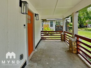 963 Sims Ave NW in Atlanta, GA - Building Photo - Building Photo