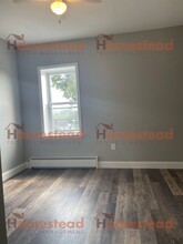 806 DeKalb St, Unit Unit 3 in Norristown, PA - Foto de edificio - Building Photo