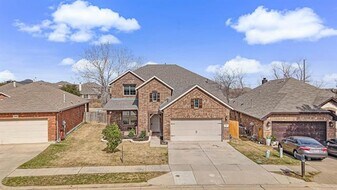 6024 Beachview Ln in Fort Worth, TX - Building Photo