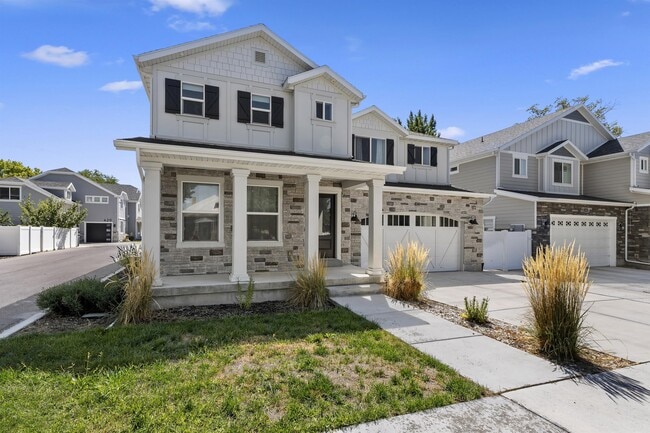 414 E 8800 S in Sandy, UT - Building Photo - Building Photo