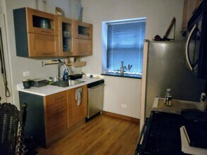 321 Custer Ave in Evanston, IL - Building Photo - Building Photo