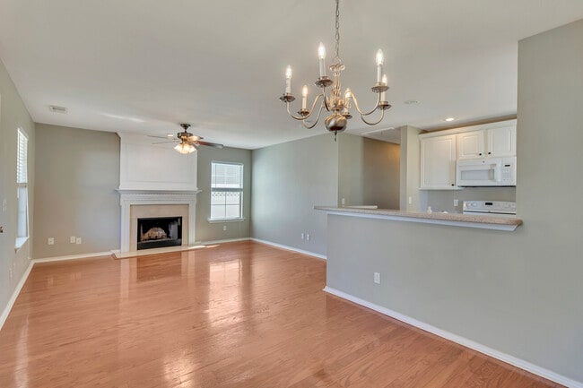 19 Bushwood Dr in Savannah, GA - Building Photo - Building Photo