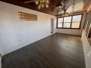 1532 Greencrest Dr in Pittsburgh, PA - Building Photo - Building Photo