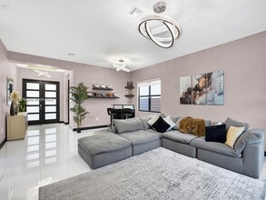 8824 NW 154th Ter in Miami Lakes, FL - Building Photo - Building Photo