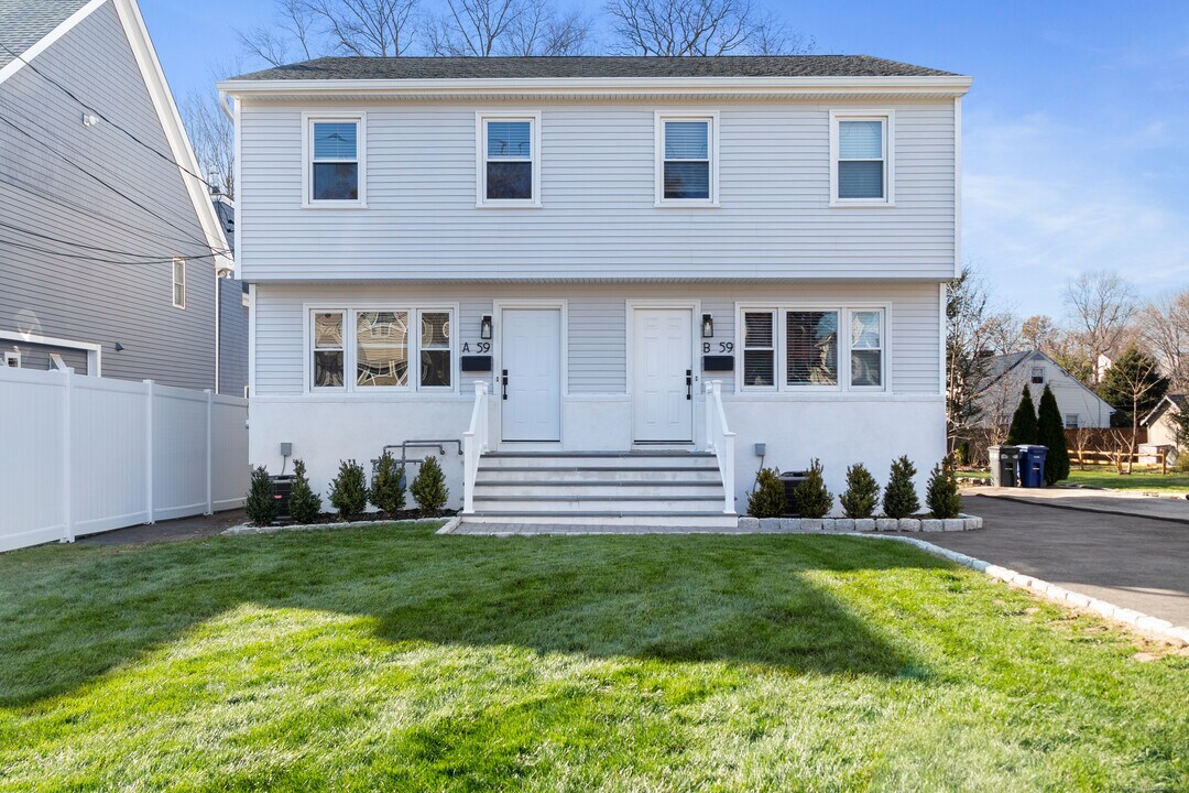 59 Clinton Ave in Norwalk, CT - Foto de edificio