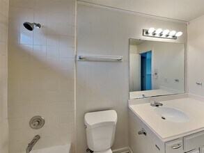 16807 Pheasant Creek Ct in Sugar Land, TX - Building Photo - Building Photo