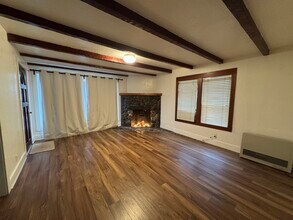 903 Locust St in Garberville, CA - Building Photo - Building Photo