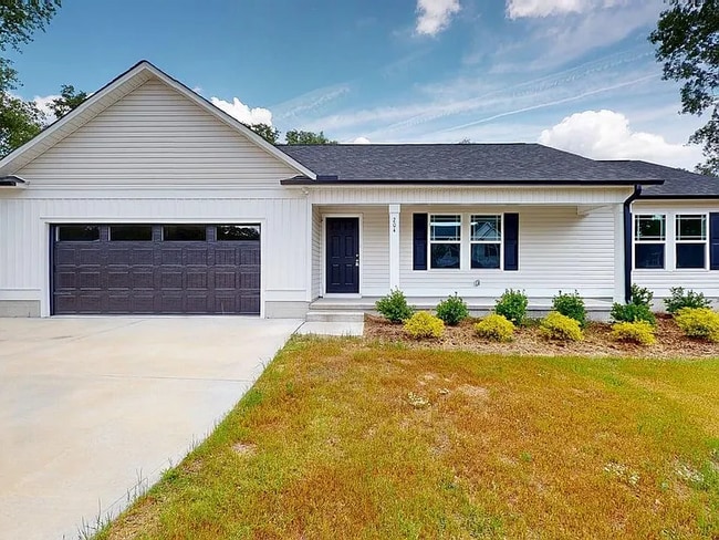 property at 204 Grand Oaks Dr