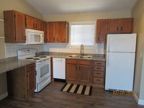 5499 3 Seasons Rd in Osage Beach, MO - Building Photo - Building Photo