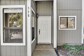 338 Scottsdale Rd in Pleasant Hill, CA - Building Photo - Building Photo