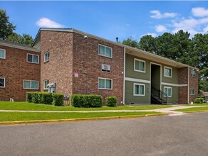 Keystone Landing in Memphis, TN - Building Photo - Building Photo