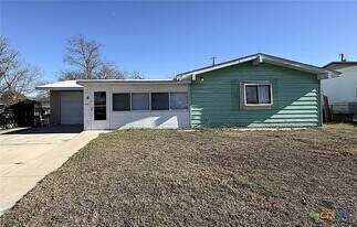 1313 Elia St in Killeen, TX - Building Photo