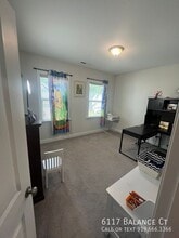 6117 Balance Ct in Raleigh, NC - Foto de edificio - Building Photo
