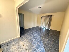 8 Memorial Pkwy NW in Fort Walton Beach, FL - Building Photo - Building Photo