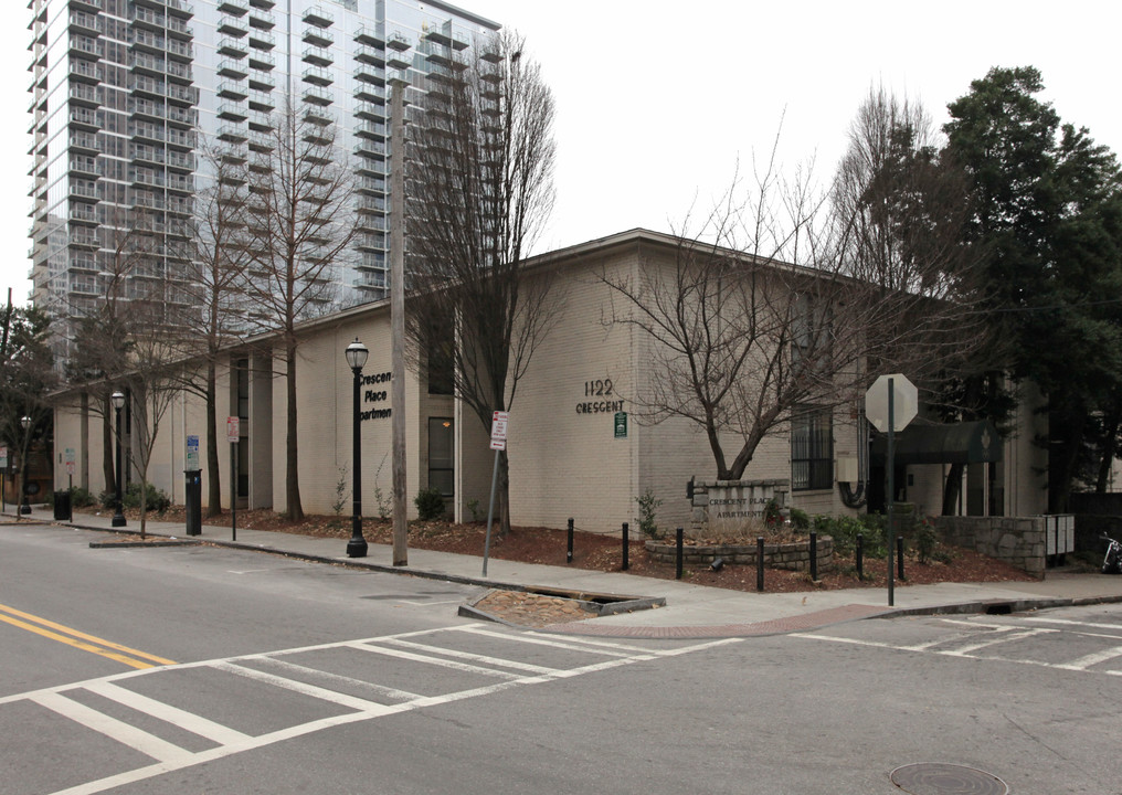 Crescent Place Apartments in Atlanta, GA - Building Photo