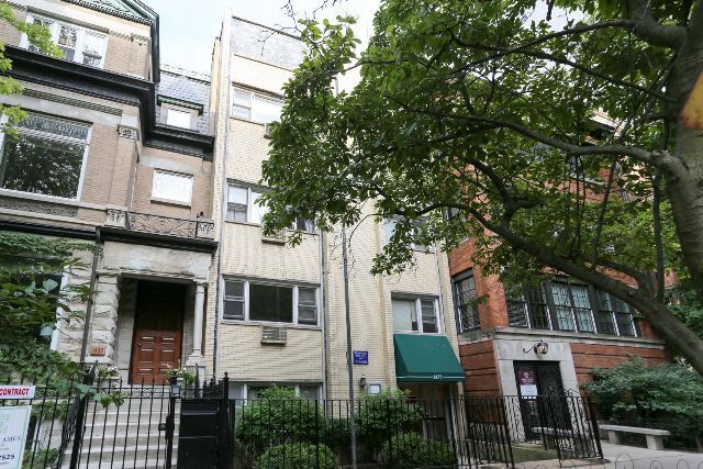 property at 1440 N Dearborn St